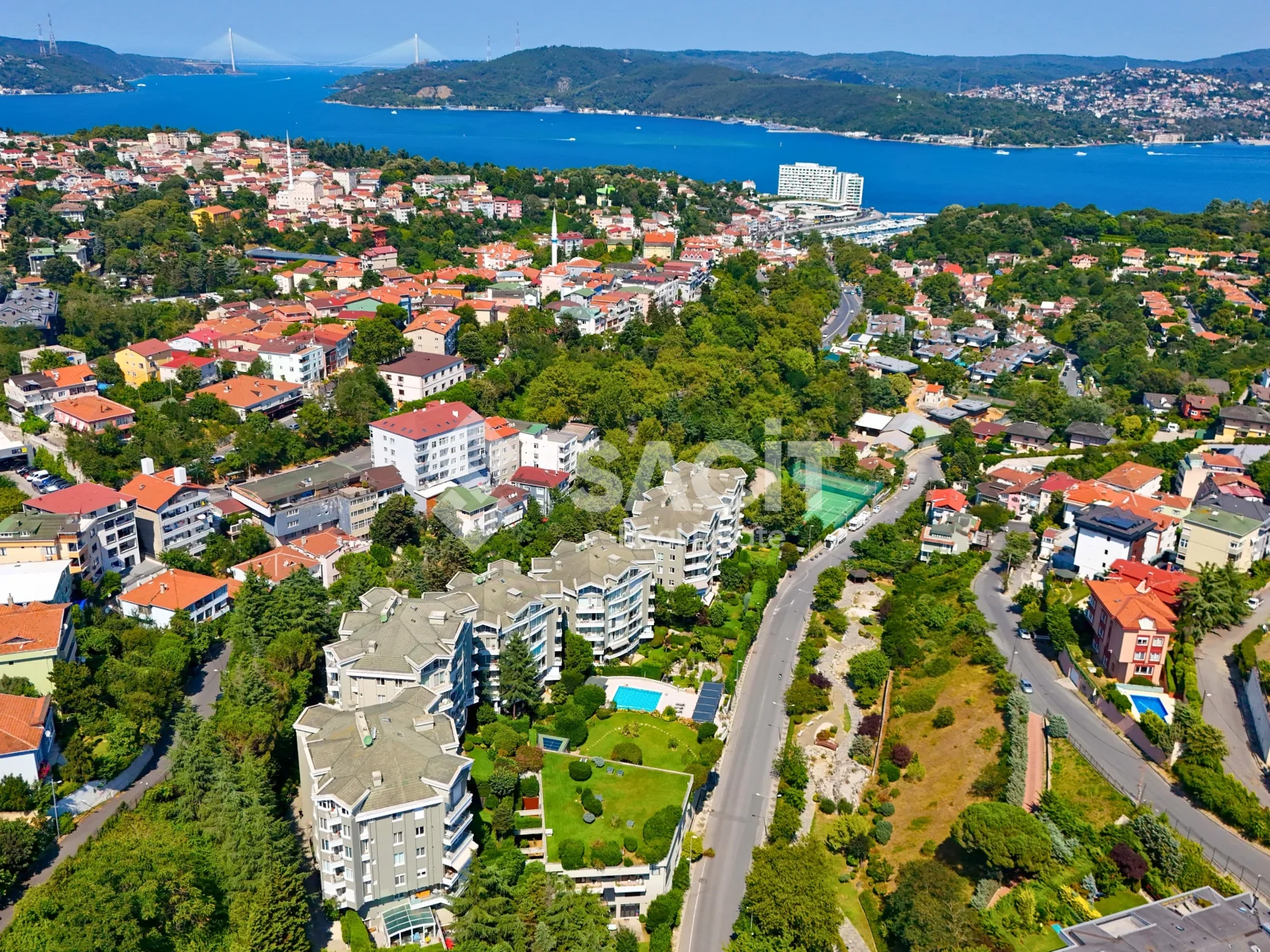Aksoy Tarabya Sitesi