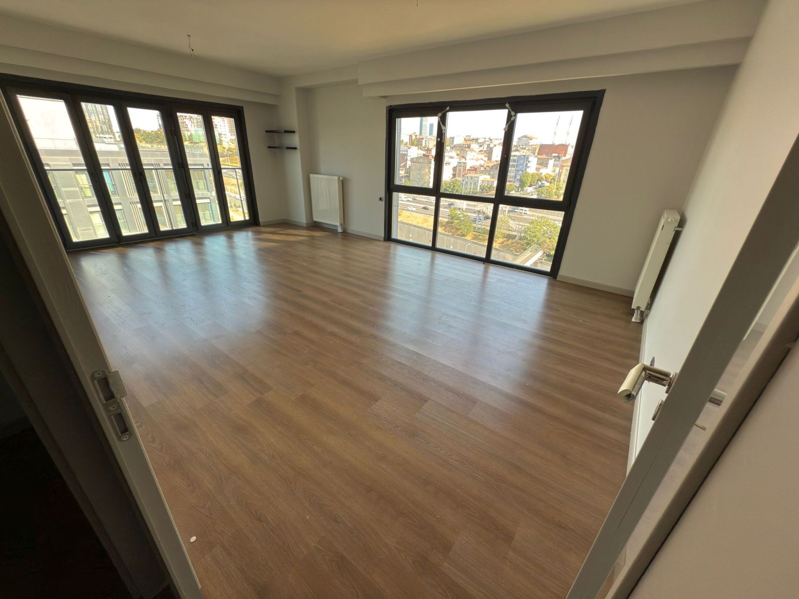 Avangart İstanbul'da Yüksek Kat Kiralık 3+1, Ferah