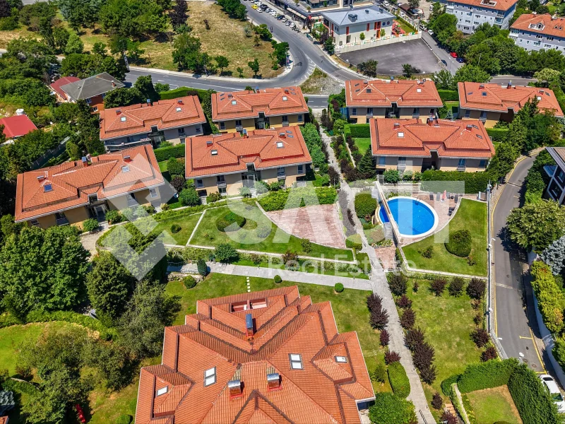 Bay İstinye Konakları