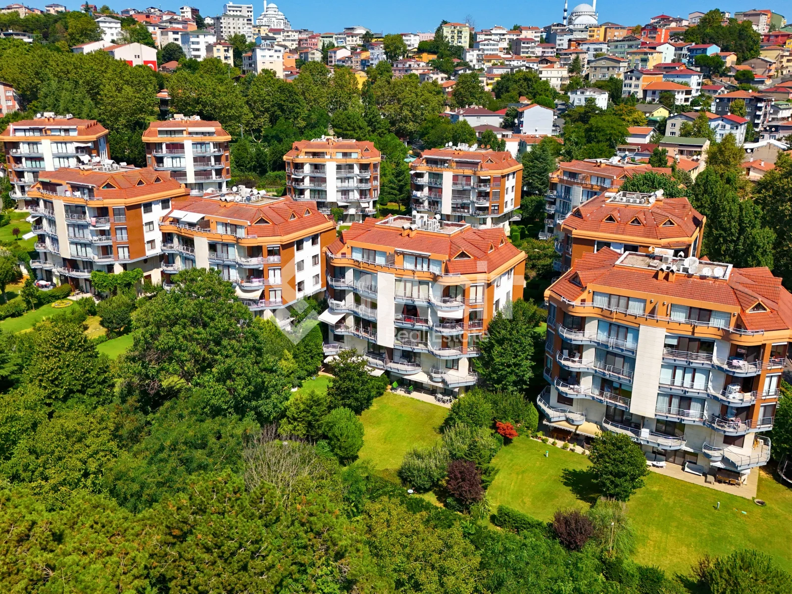 Tarabya Konakları