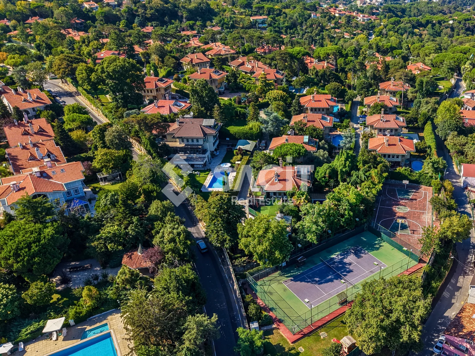 Üstay Tarabya Evleri